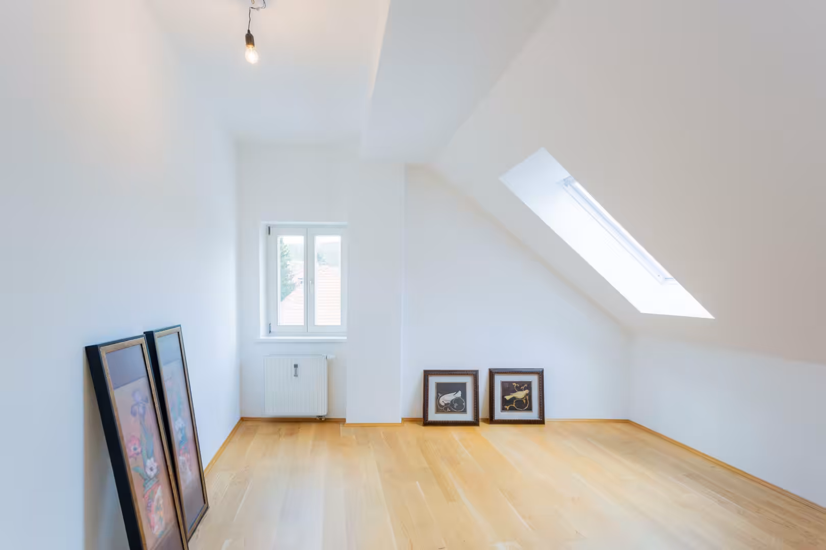 Schlafzimmer 1