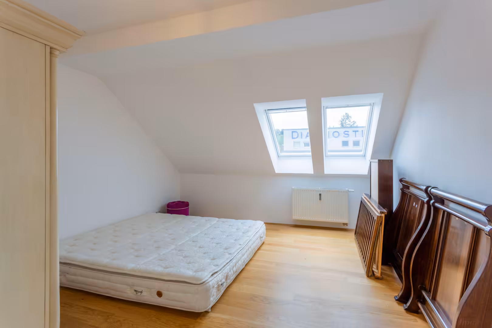 Schlafzimmer 2