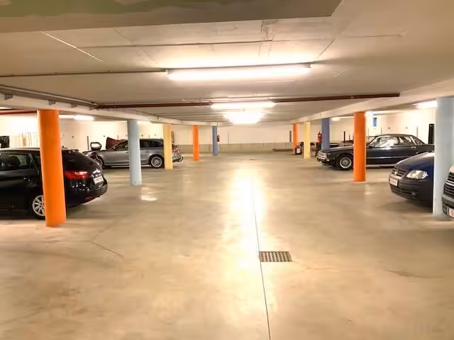 Tiefgaragenplatz extra anmietbar