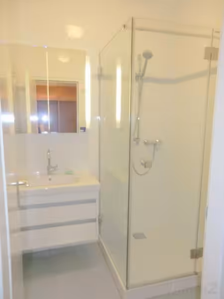 Bad mit Dusche
